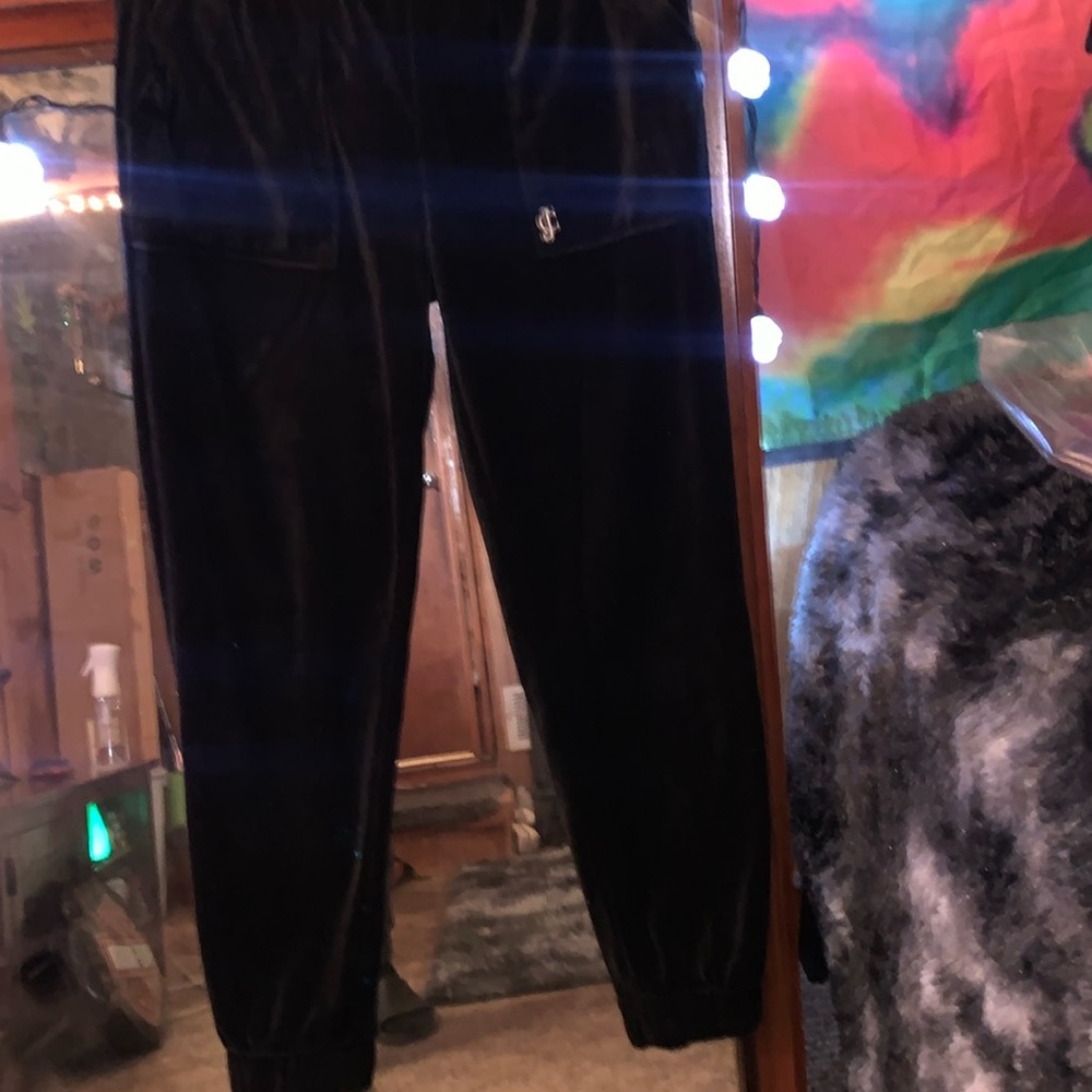 Youth xl juicy couture joggers (can fit womens xs-s)